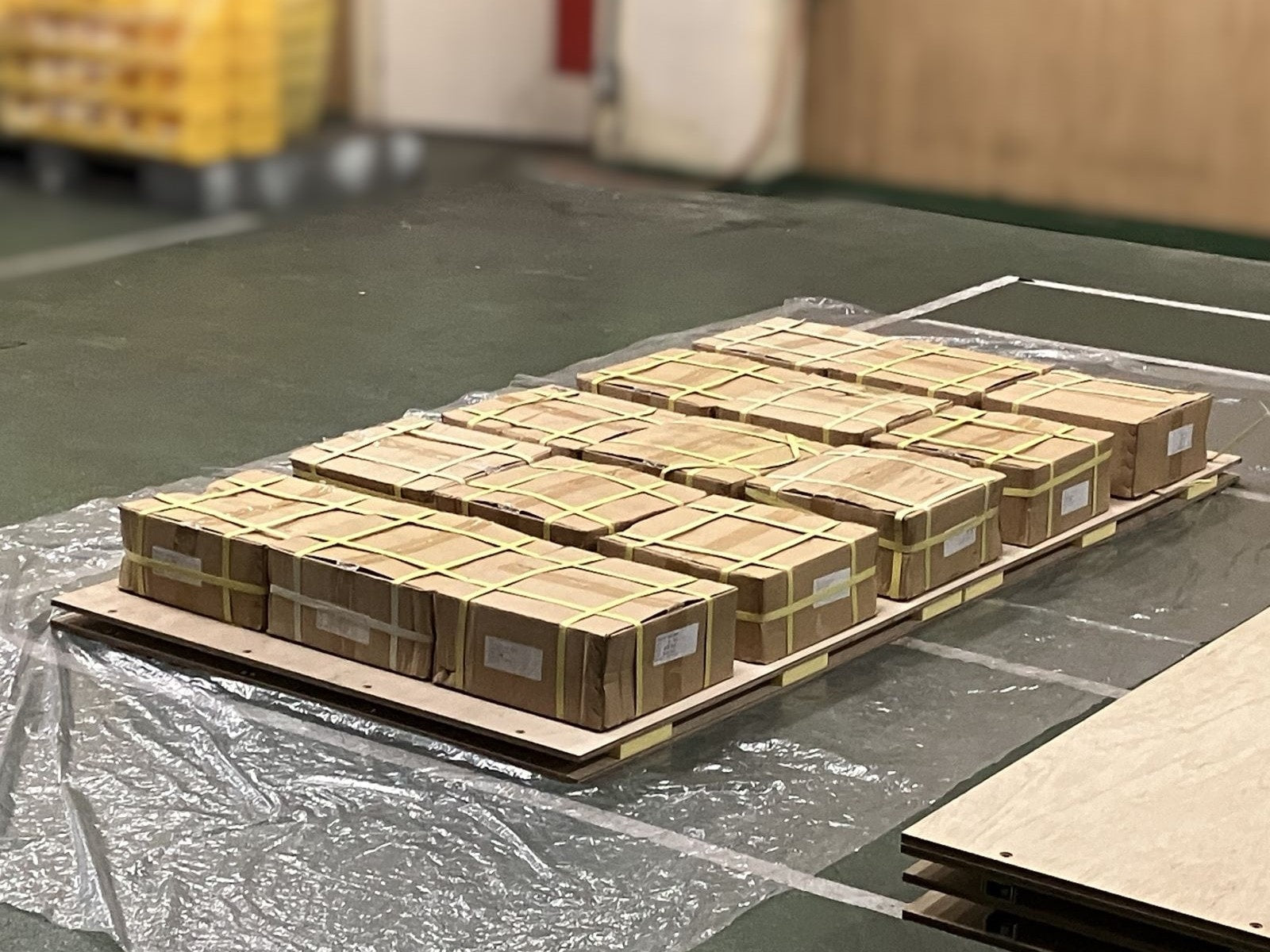 NBK防振パレット®（コンテナ用木製フロア）